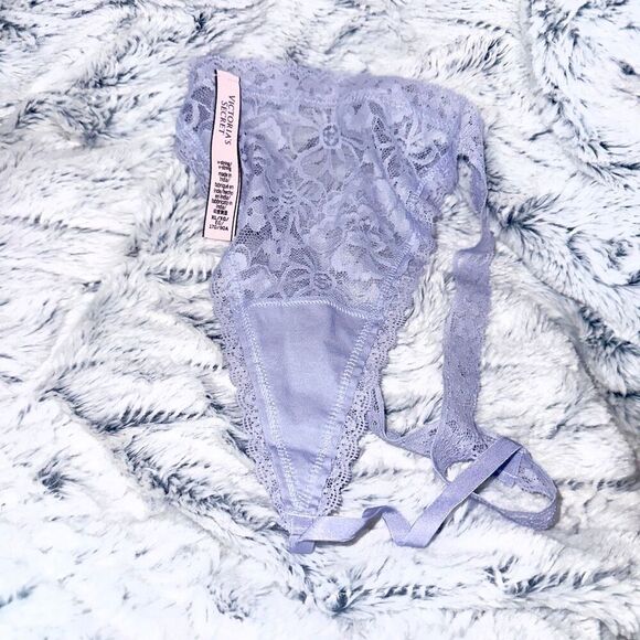 NWOT (XL) Victoria’s Secret Dream Lace V-String Thong Panty Sheer Lavender - Picture 4 of 8